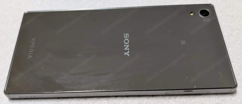 Sony Xperia Z1 wenig gebraucht 