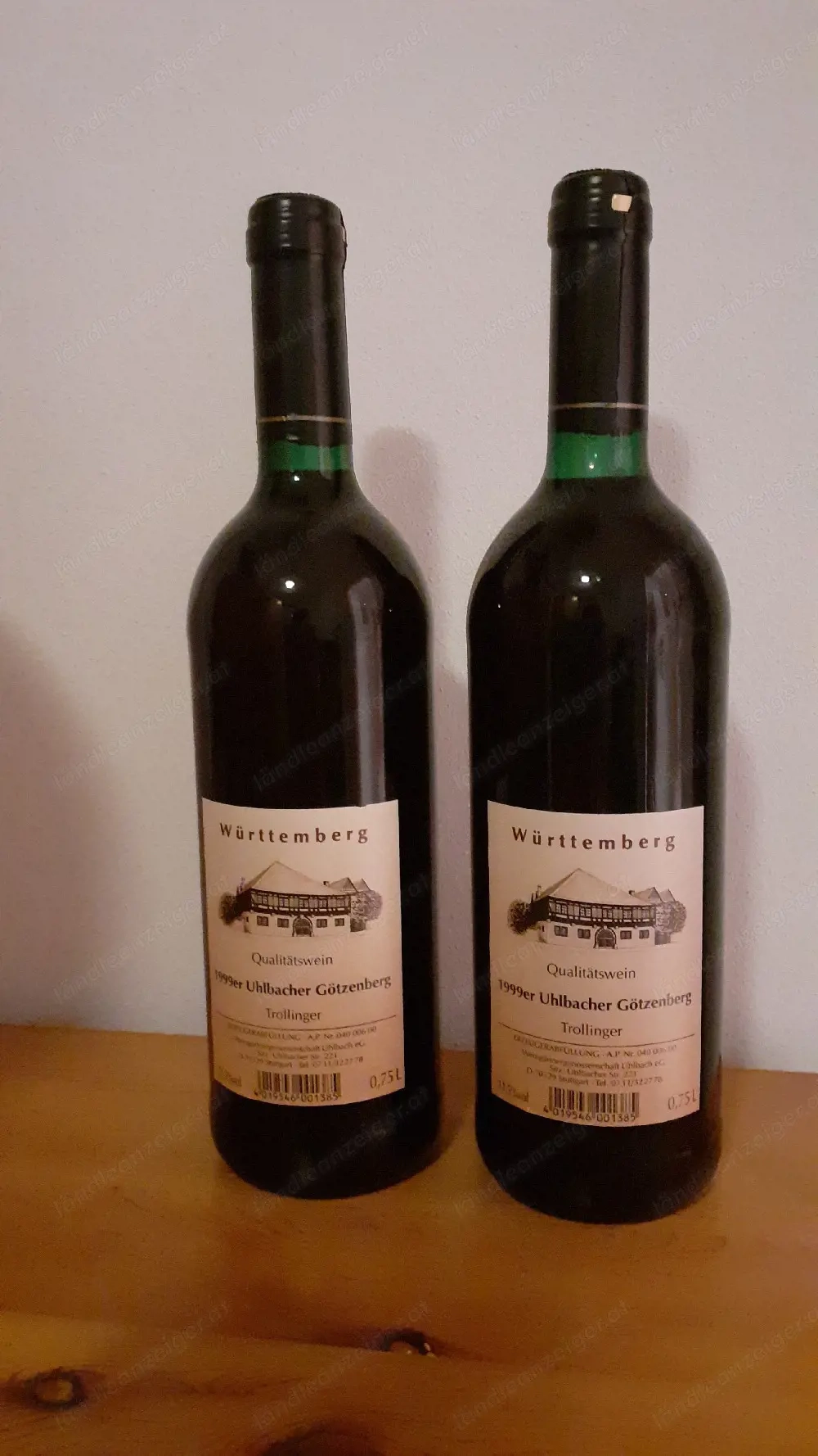 Zwei 1999er Flaschen Rot Wein zusammen um 10.- Euro zu verkaufen