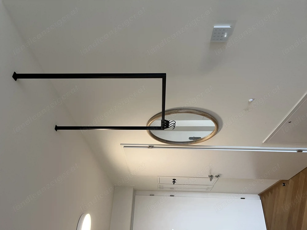 Kleiderstange von Metallbude, wie neu