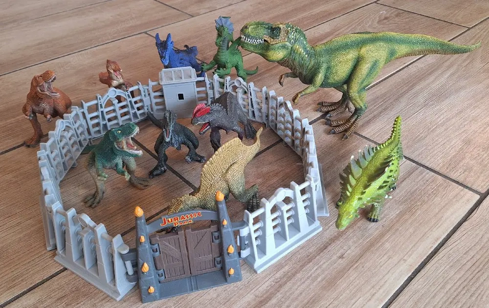 Schleich Dinos mit Gehege Set
