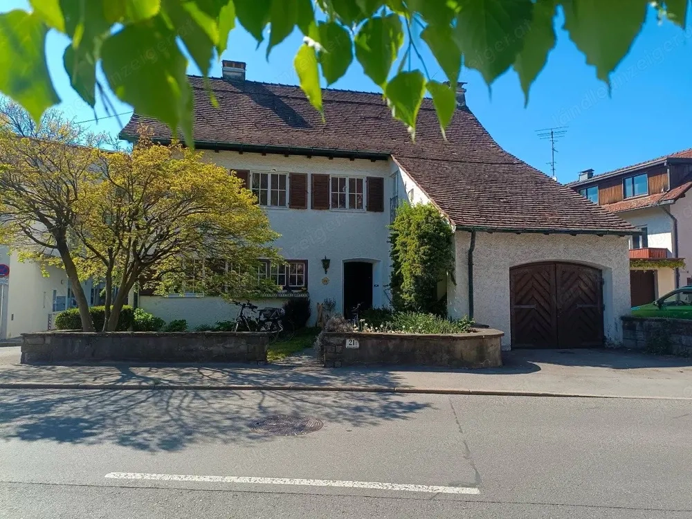 Zimmer in 5er-Haus-WG