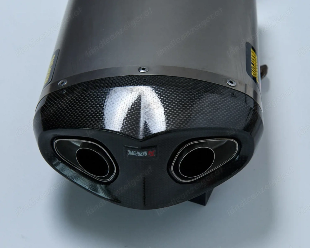 Akrapovic Evolution Sportauspuff 