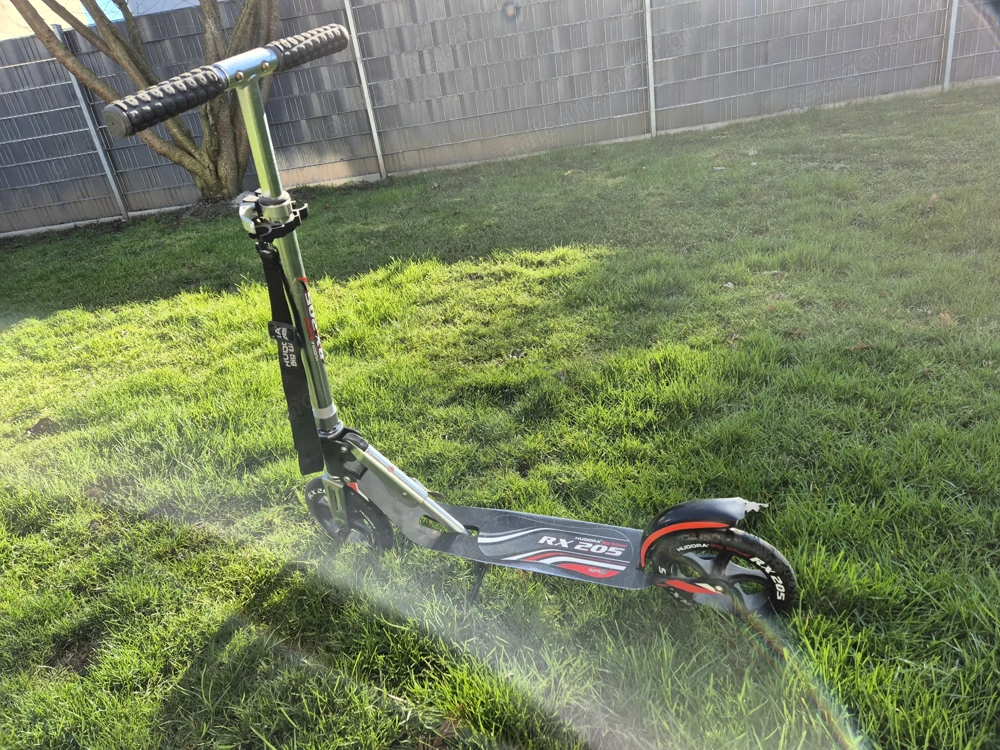 Hudora Tretroller mit großen Rädern