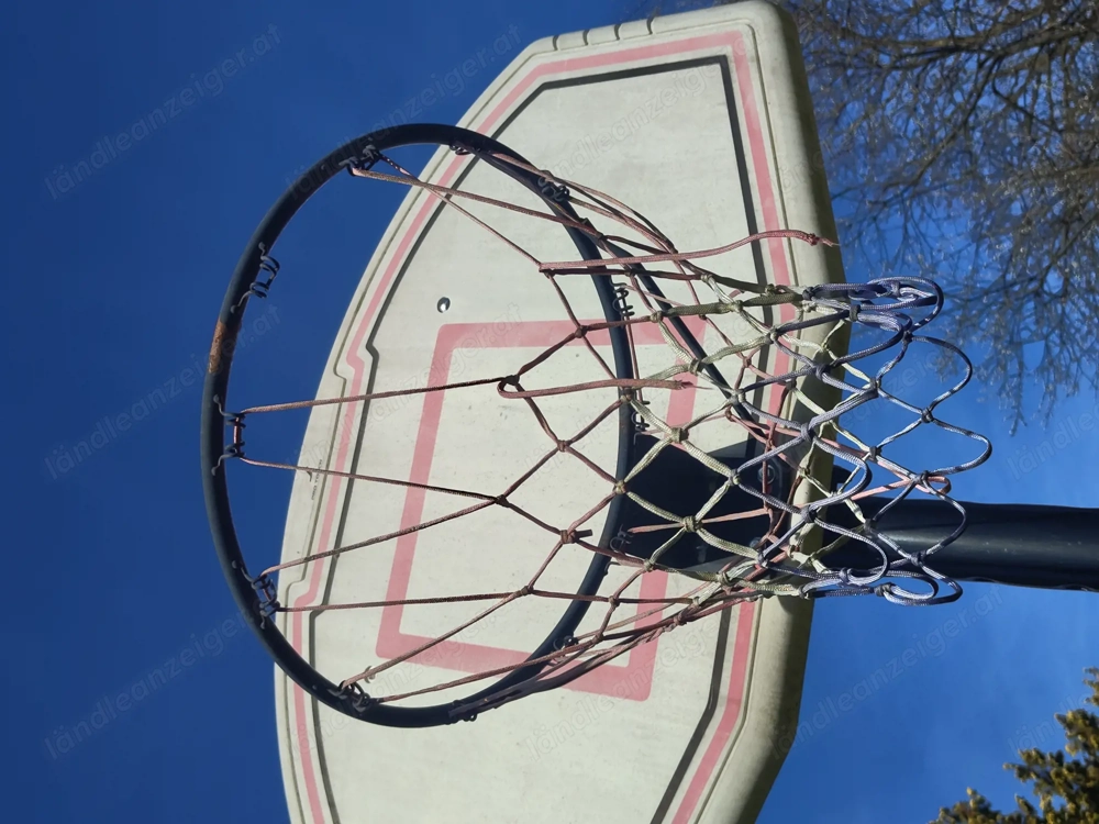 Basketballkorb auf Ständer höhenverstellbar