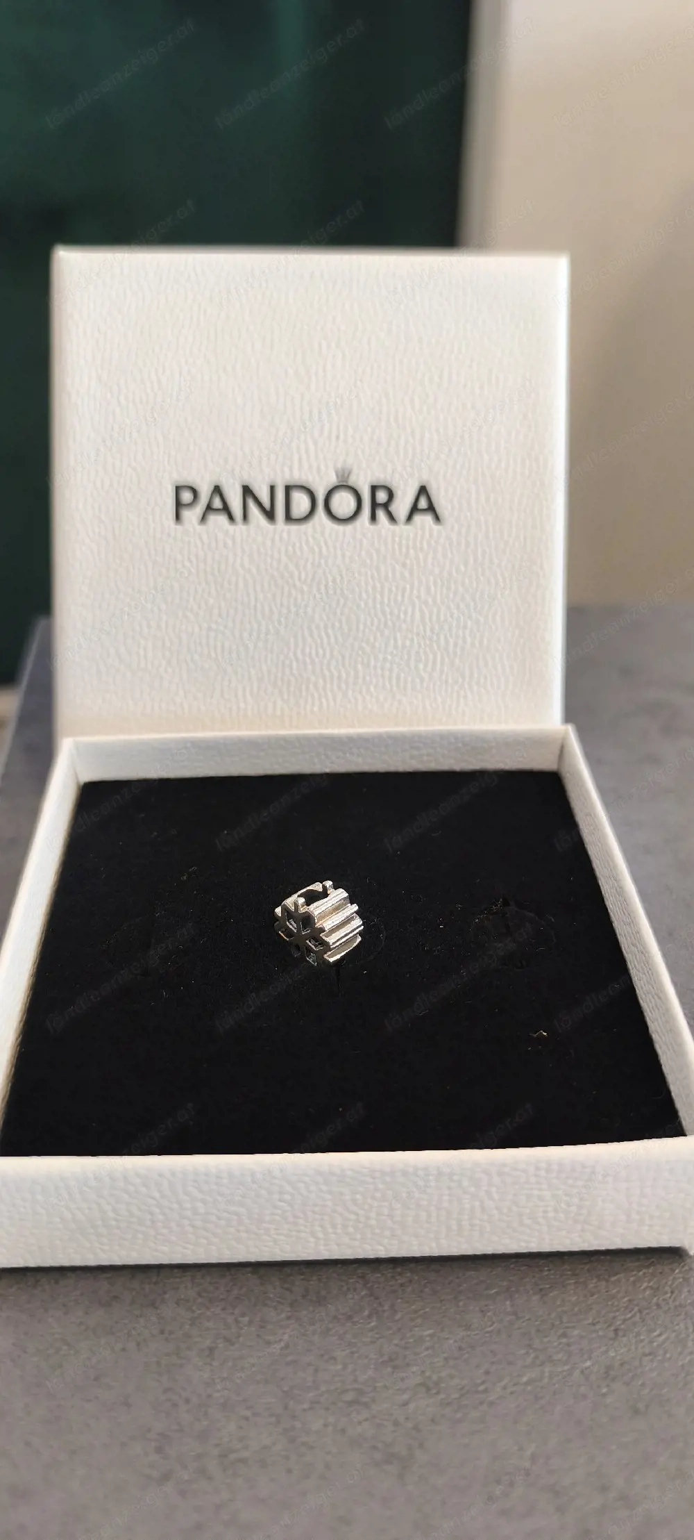 Pandora Charm Schneeflocke