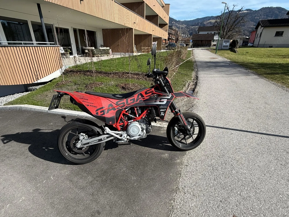 GasGas 700 SM, wie Neu!