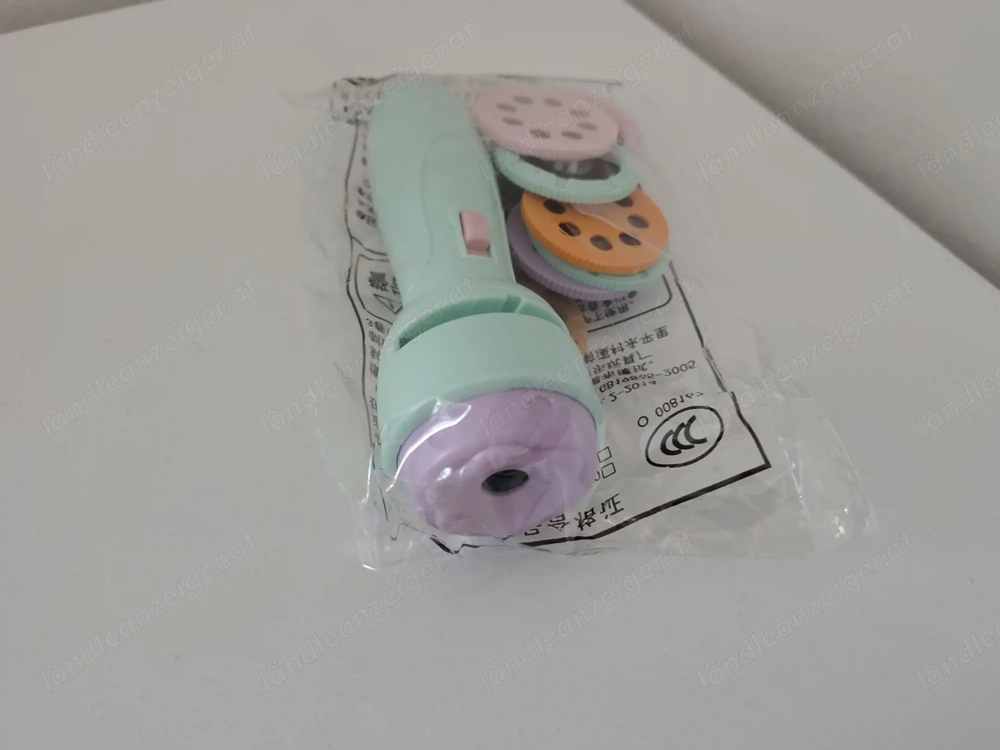 2  Kinder Projektor Taschenlampe Set   inkl. 10 Bildkarten je Lampe
