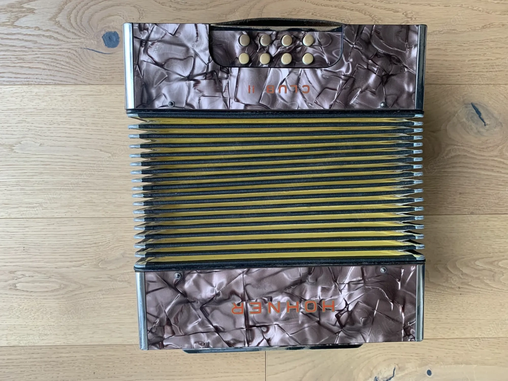 HOHNER Club II Akkordeon 