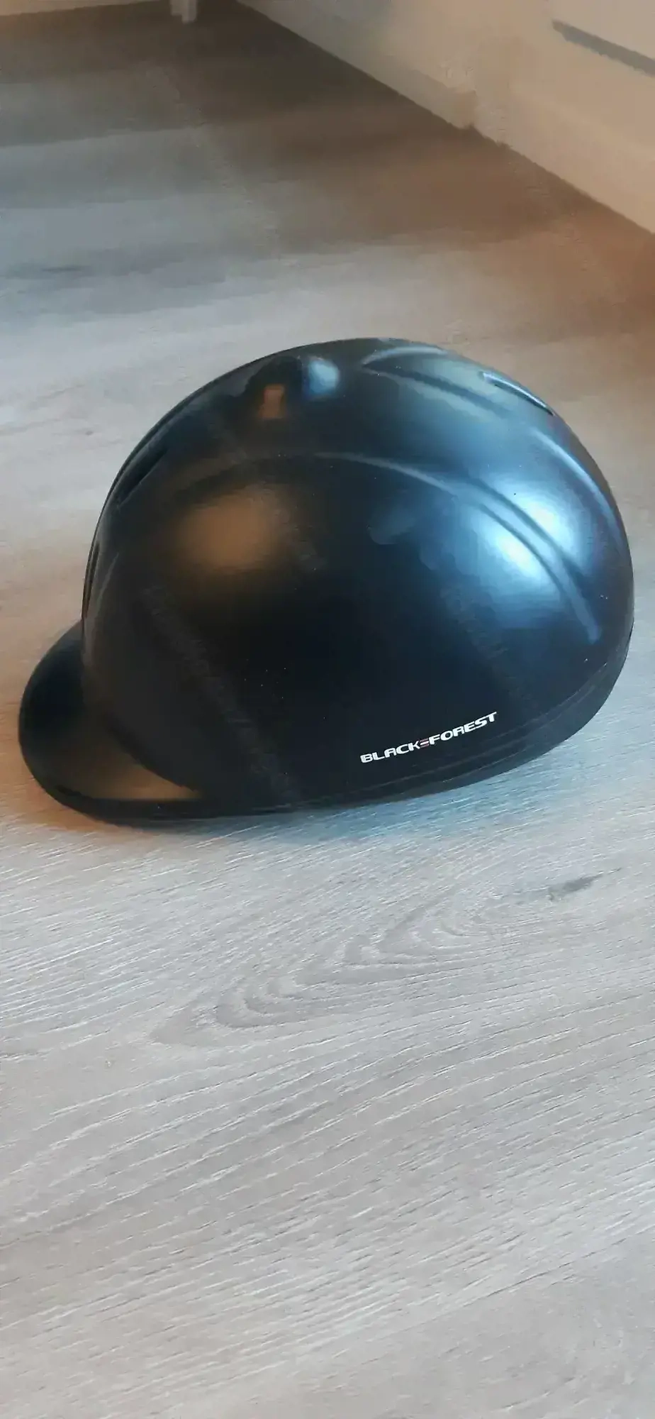 Reithelm  Black Forest Größe S 