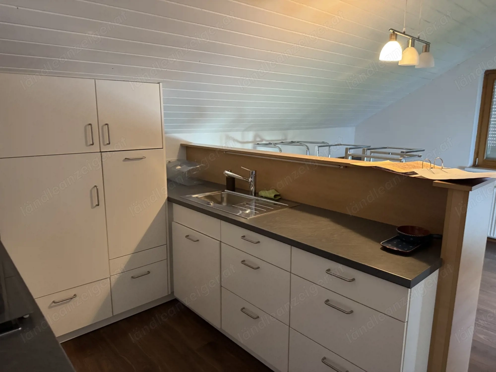 Maßgefertigte Einbauküche vom Schreiner   inkl. Geräte   sofort abholbereit