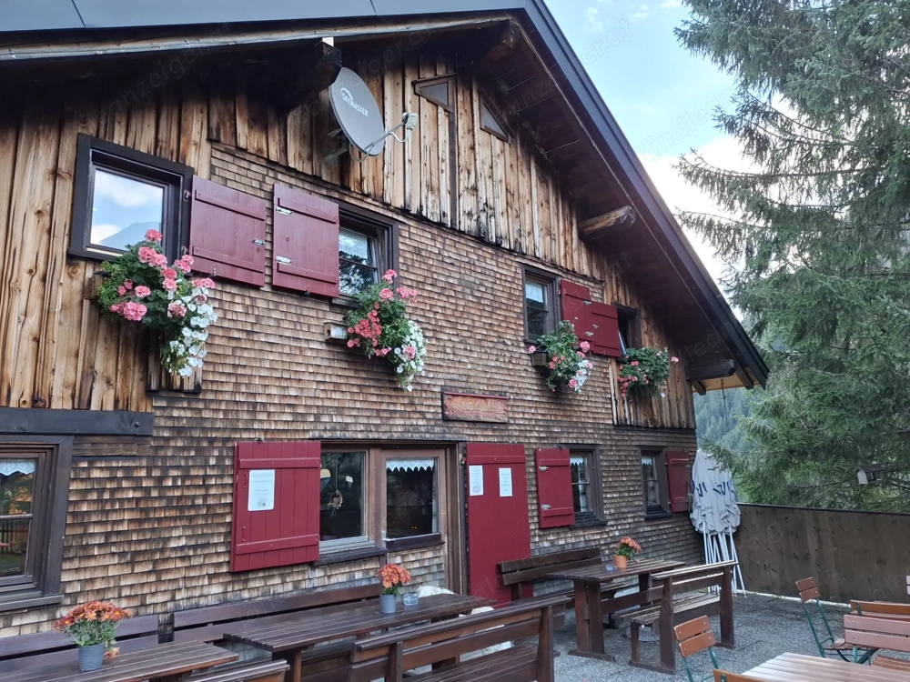 Bergkristallhütte in Au zu verpachten