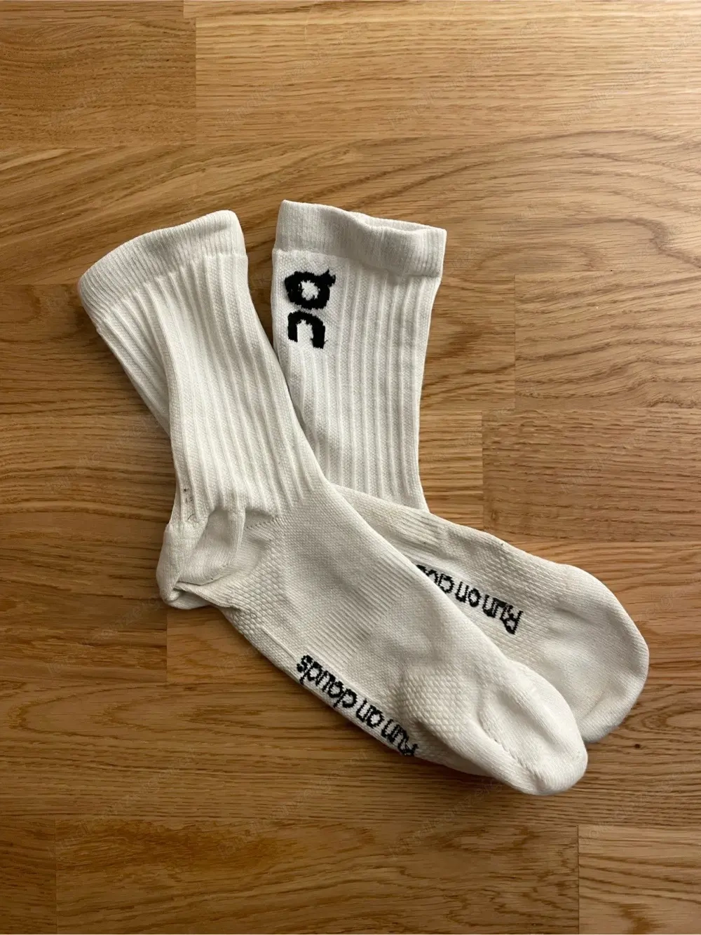 verkaufe benutzte Sportsocken