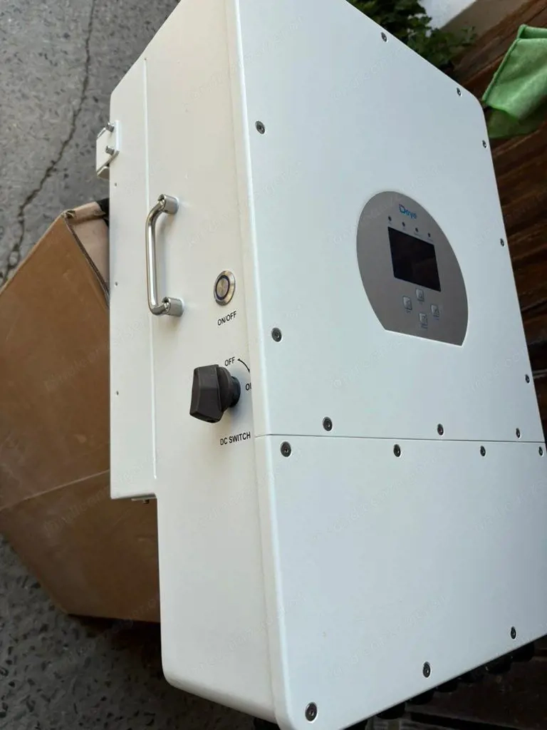 DEYE 48V Hybrid Wechselrichter SUN-10K-SG04LP3-EU