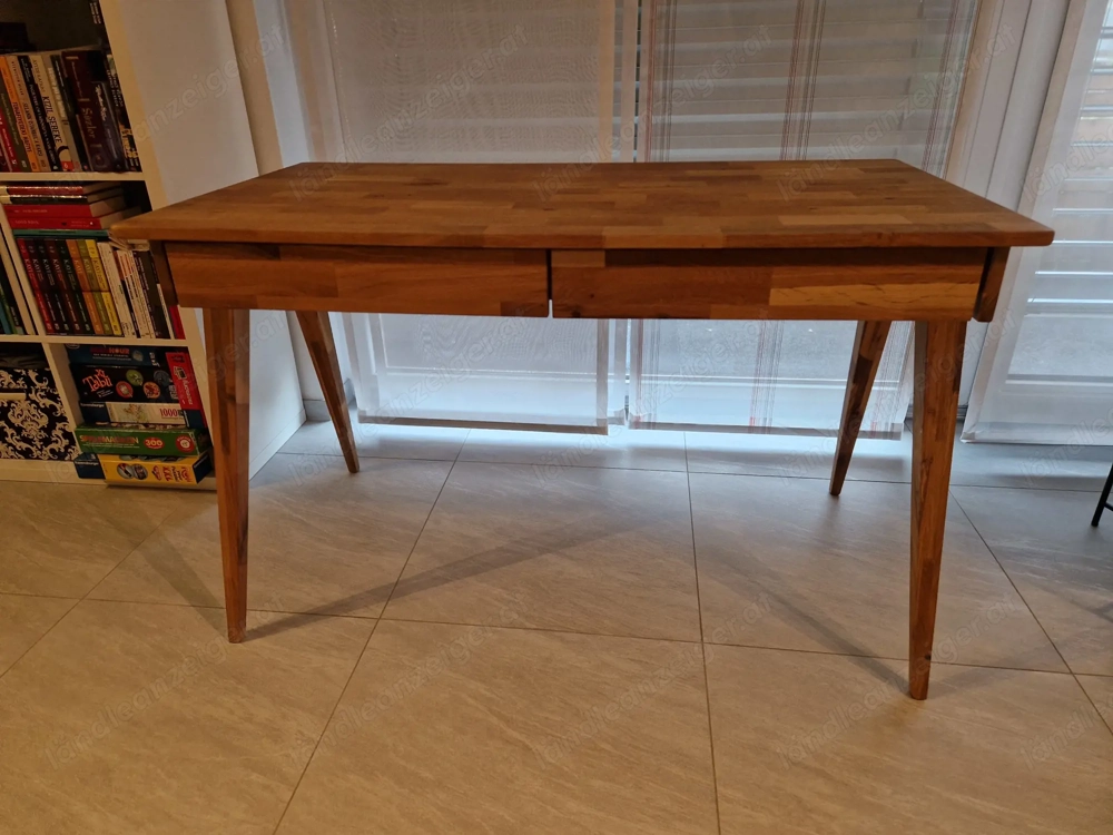 Schreibtisch - Holz