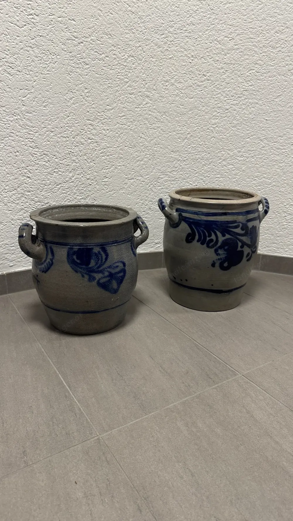 Schöne Steingut Töpfe