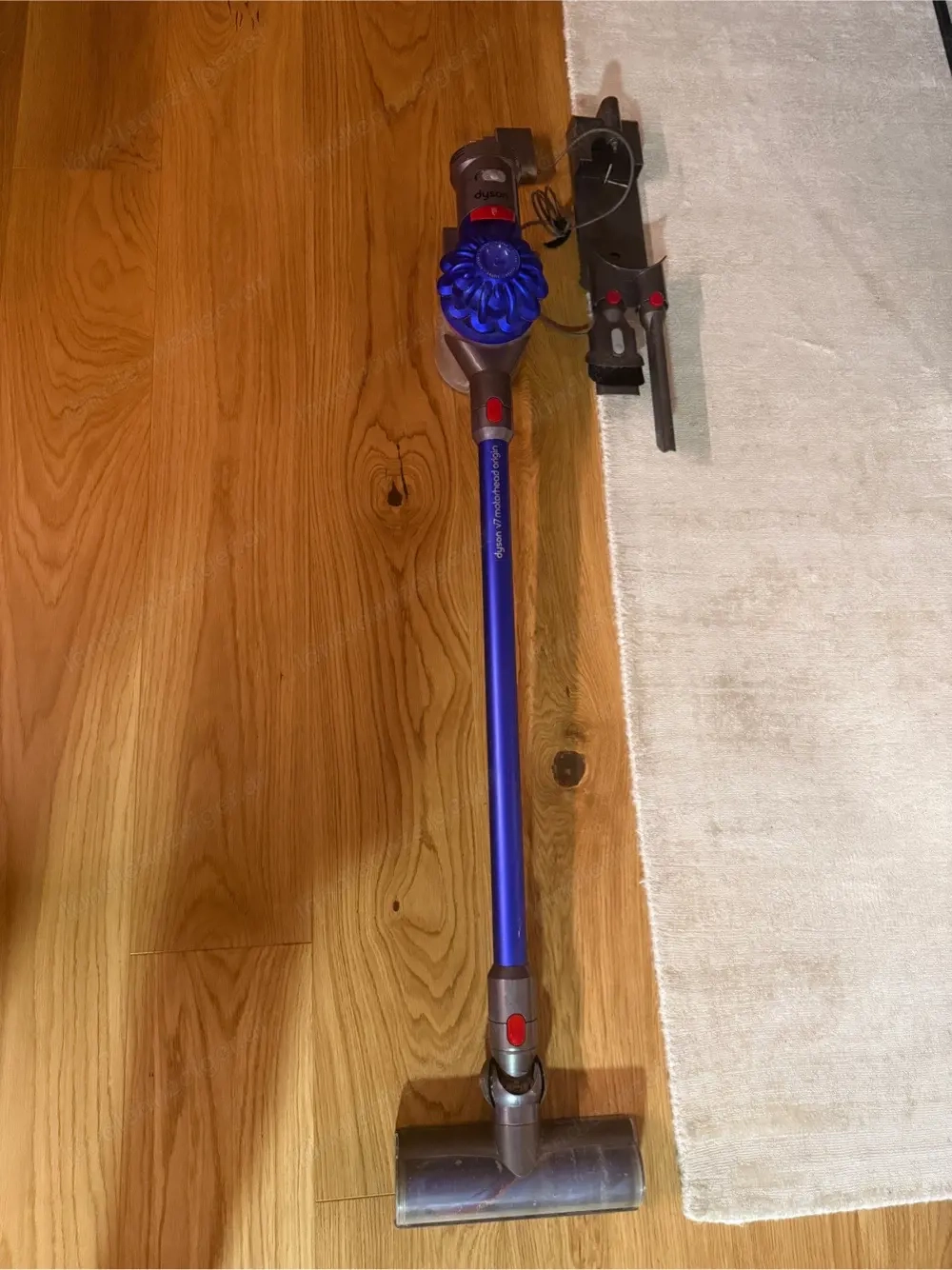 dyson v7 motorhead origin