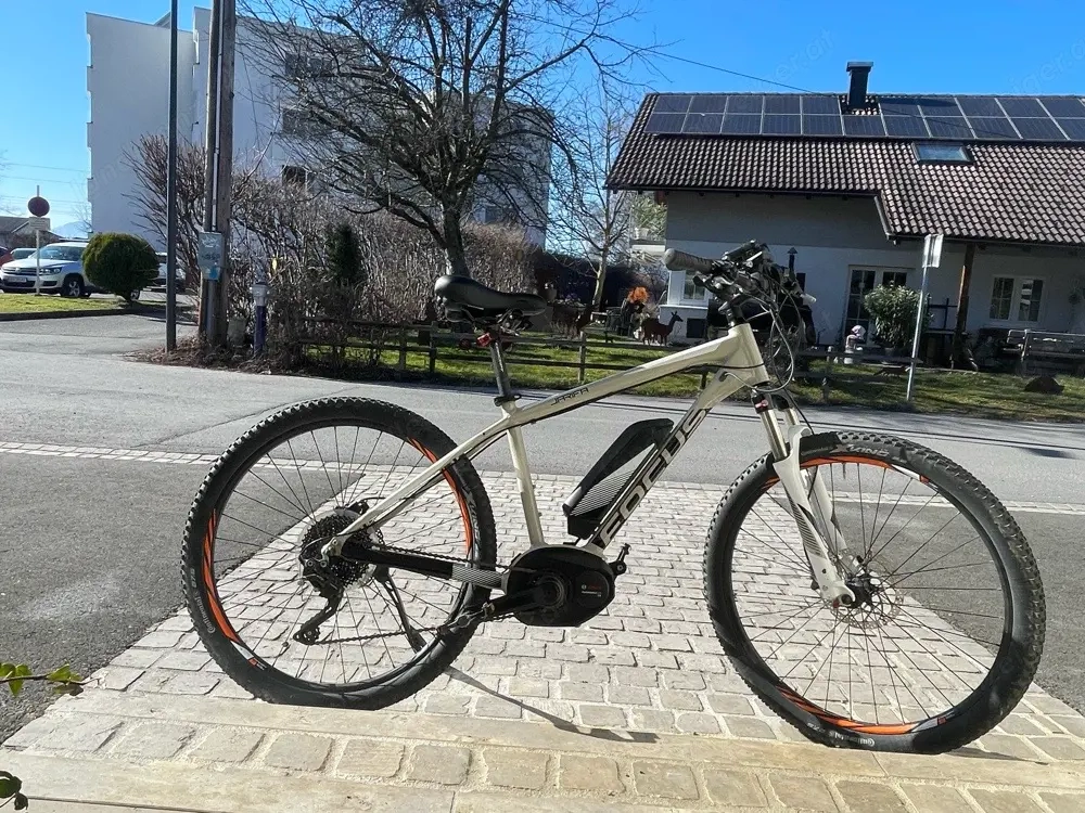 E-Bike Focus Jarifa M