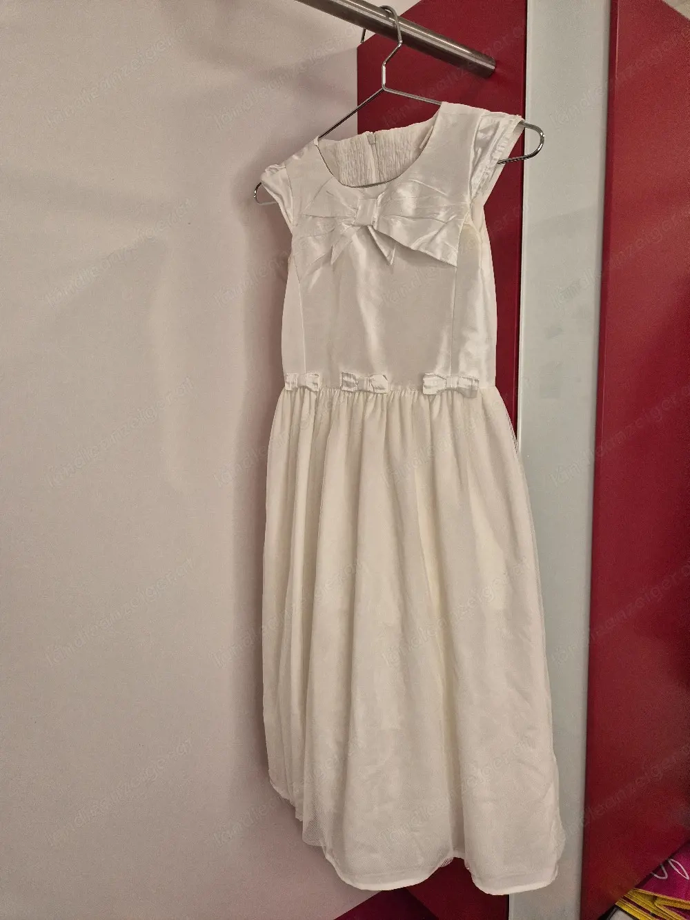 Erstkommunionskleid Gr 140