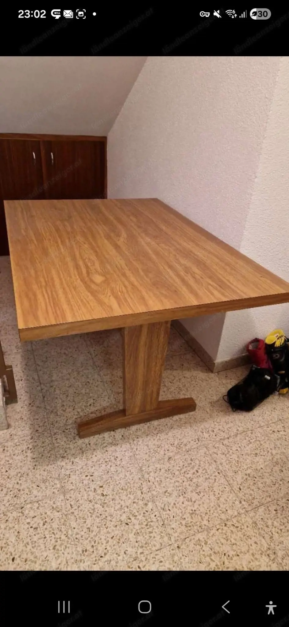 Esstisch 130x90cm zu verschenken 