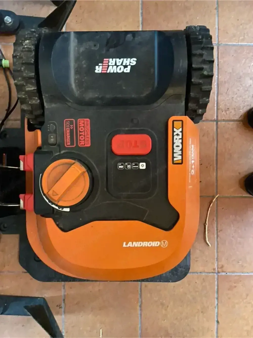 Mähroboter Worx WR 130E