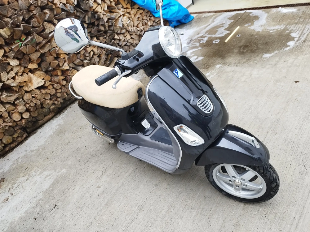Vespa LX50
