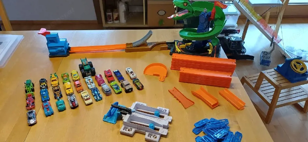 Hotwheels mit Zubehör