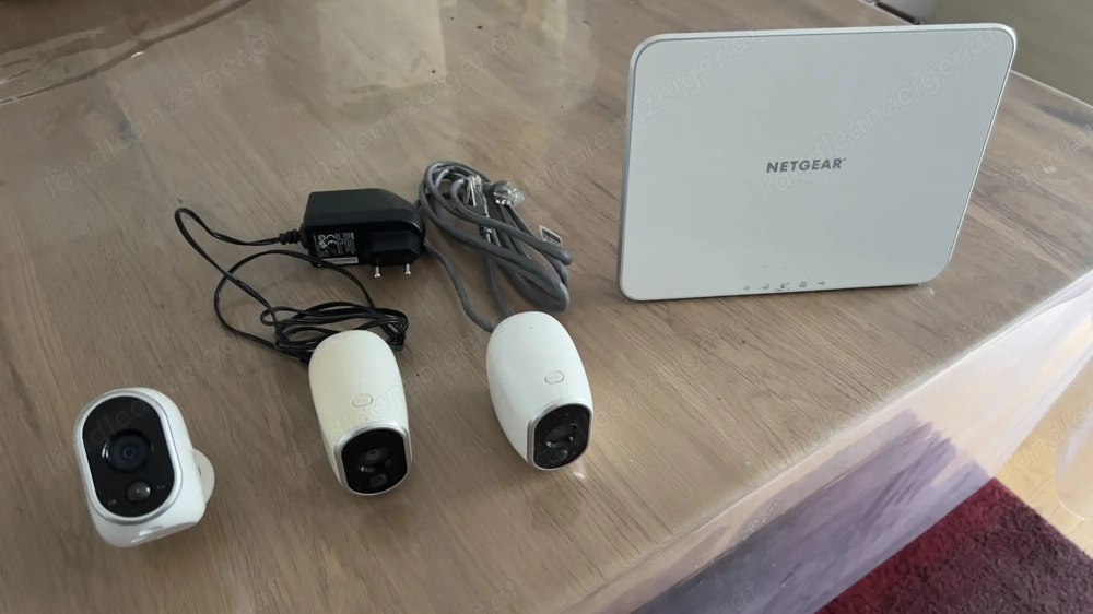 Arlo Netgear Überwachunglscamera mit Basisstation