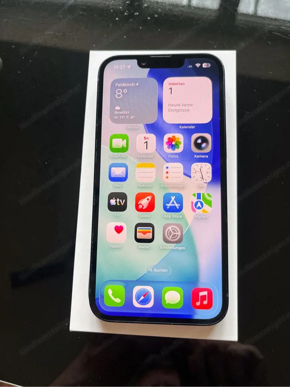 iPhone 14 in Midnight