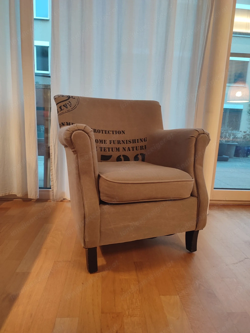  Zu verschenken: Kleiner Sessel auch als Stillstuhl nutzbar