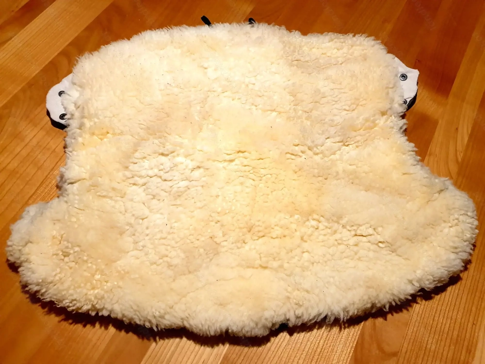 Fellhof Lammfell-Handwärmer für Kinderwagen, NP 69,90