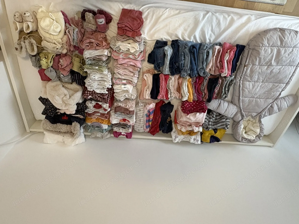 Babykleidung Gr. 68 u 74 