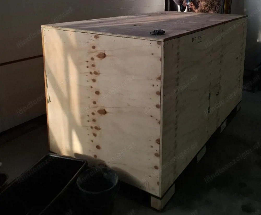 Verkaufe solide Transportkiste für großes Motorrad!!