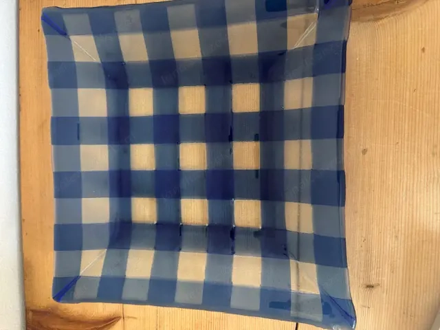 Glasschale in Farbe blau