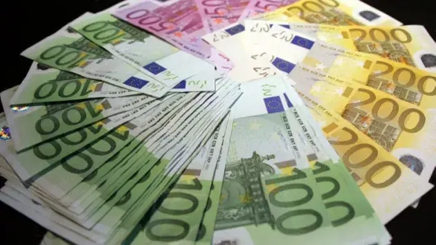 Wir bieten Finanzierungen und Investitionen von 10.000   bis 350.000.000   zu sehr einfachen Konditi