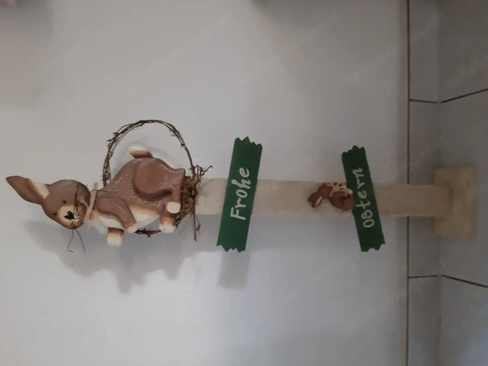 Osterhase zum Aufstellen, behinderter Hase