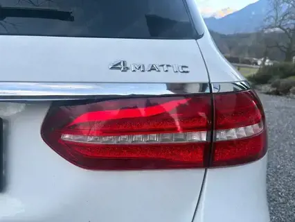 Mercedes E220d 4 matic AHK 
