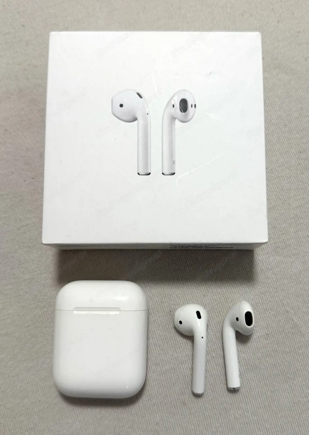 Original Apple Airpods mit Ladebuchse Neupreis 179 !