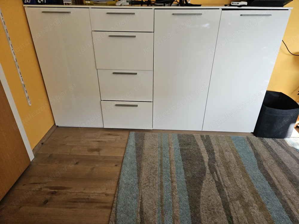 Hochglanz Sideboard 112 x 199 x 41 cm mit Schubladen zu verkaufen