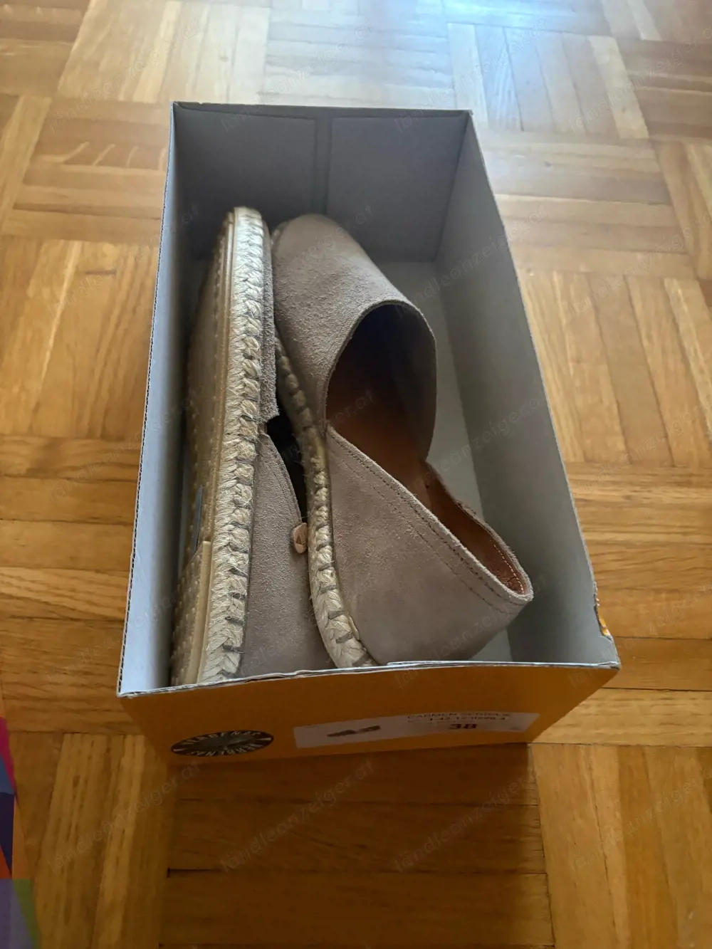 Neu: Verbenas Frühlings- Sommerschuhe aus Rauhleder