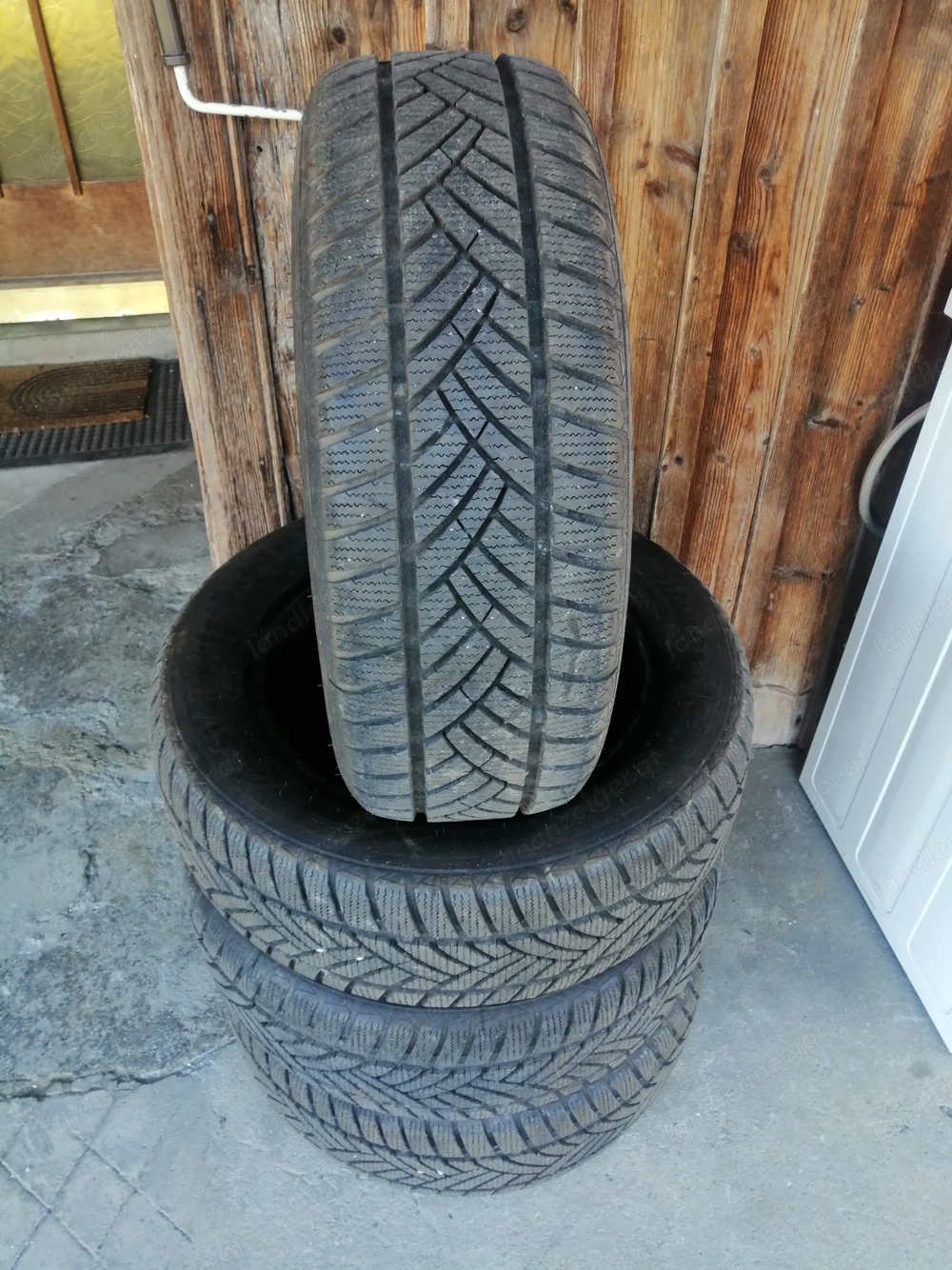 Winterreifen 205 60 16 