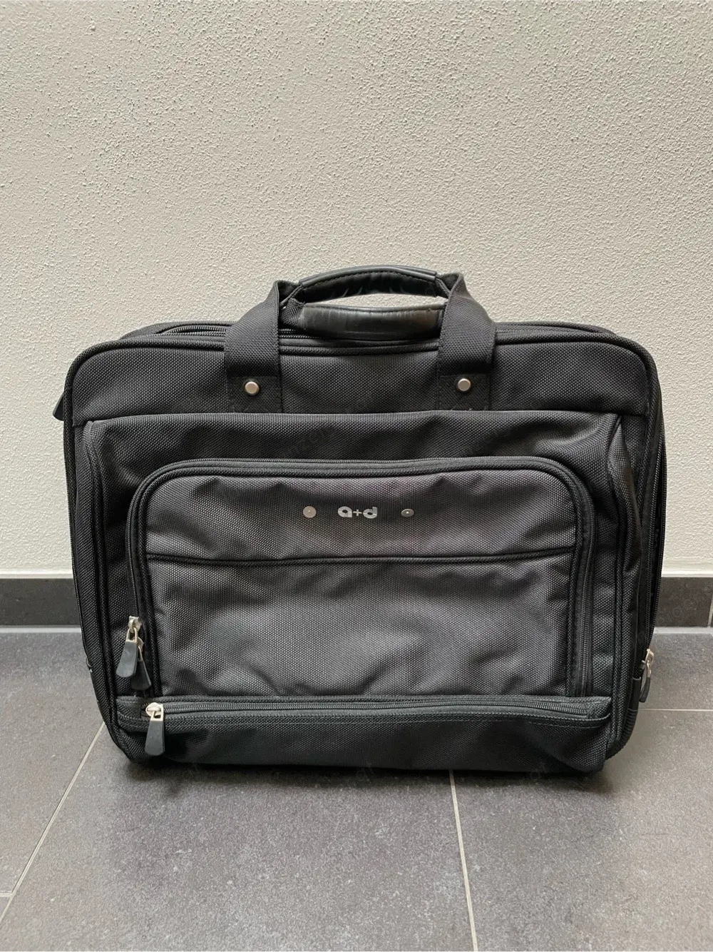 Geräumige Aktentasche   Laptoptasche