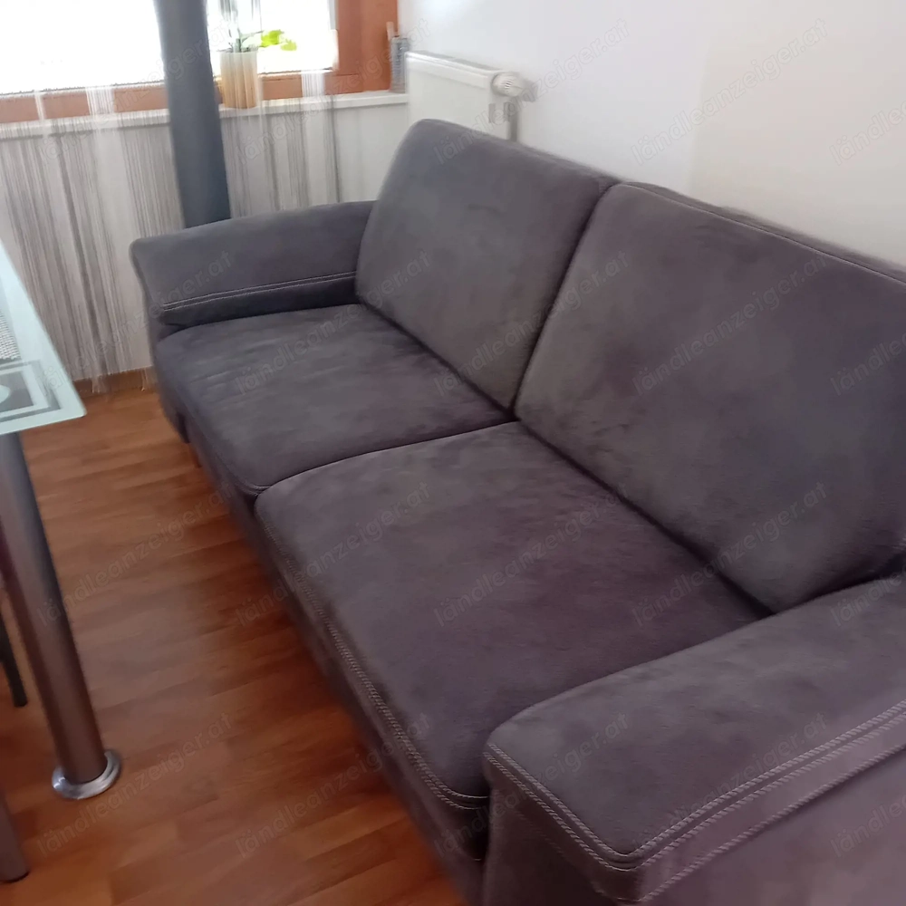 Couch- 2 sitzer 