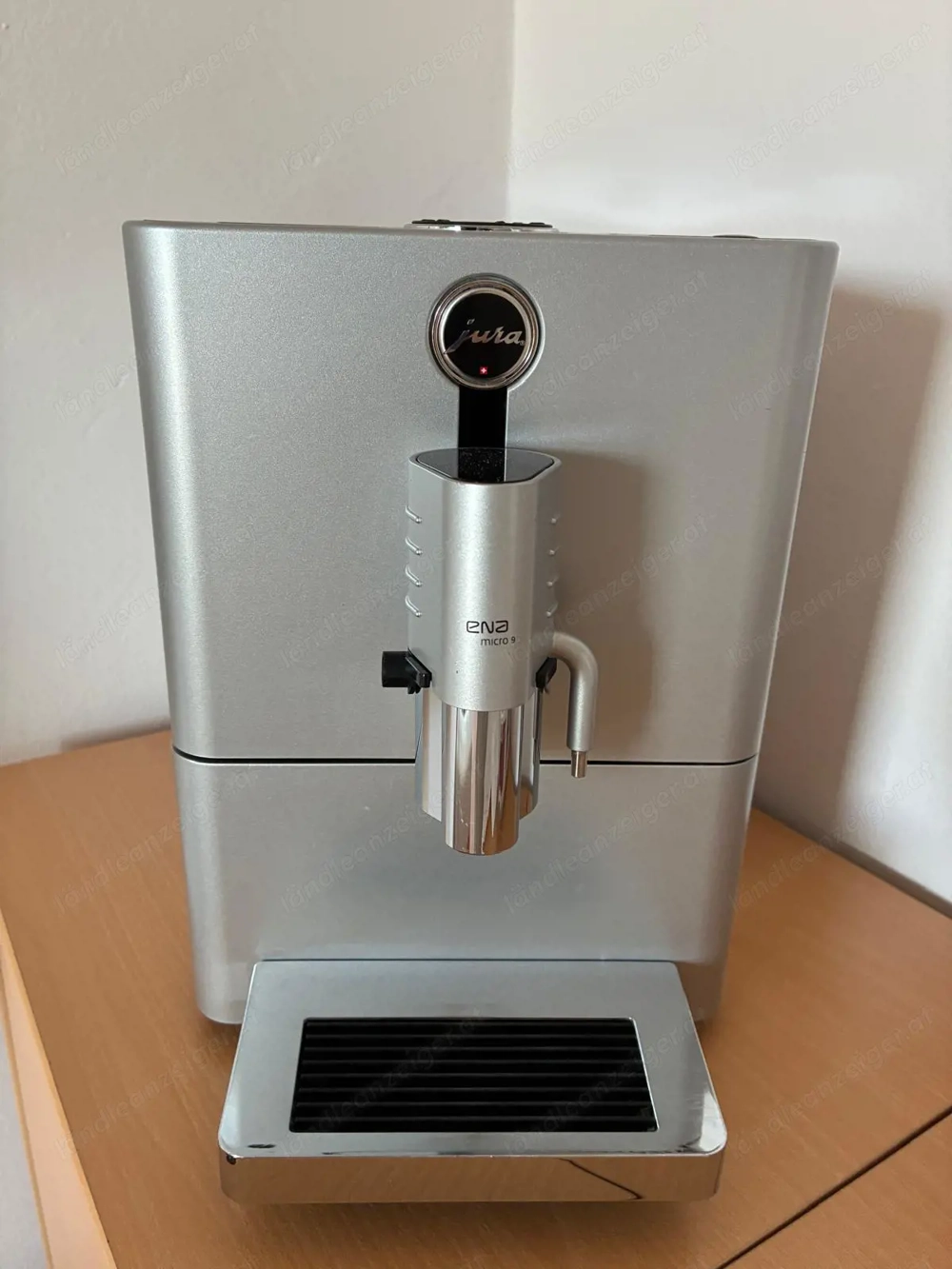 Kaffeemaschine JURA ENA micro 9 one touch mit Milchschäumer