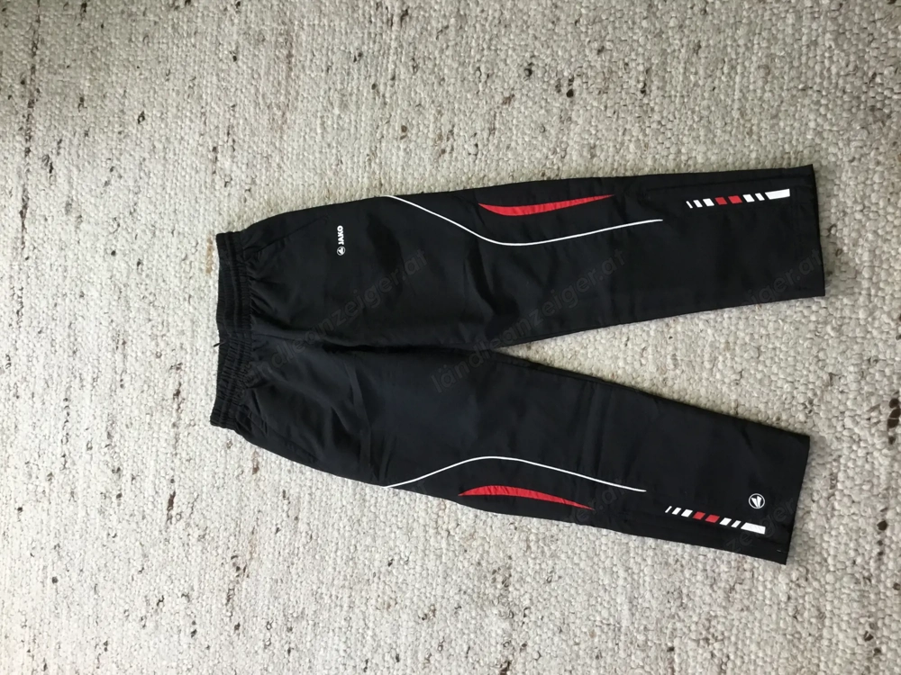 Neuwertige  Trainingshose Gr. 9-10, v  Jako , wie neu