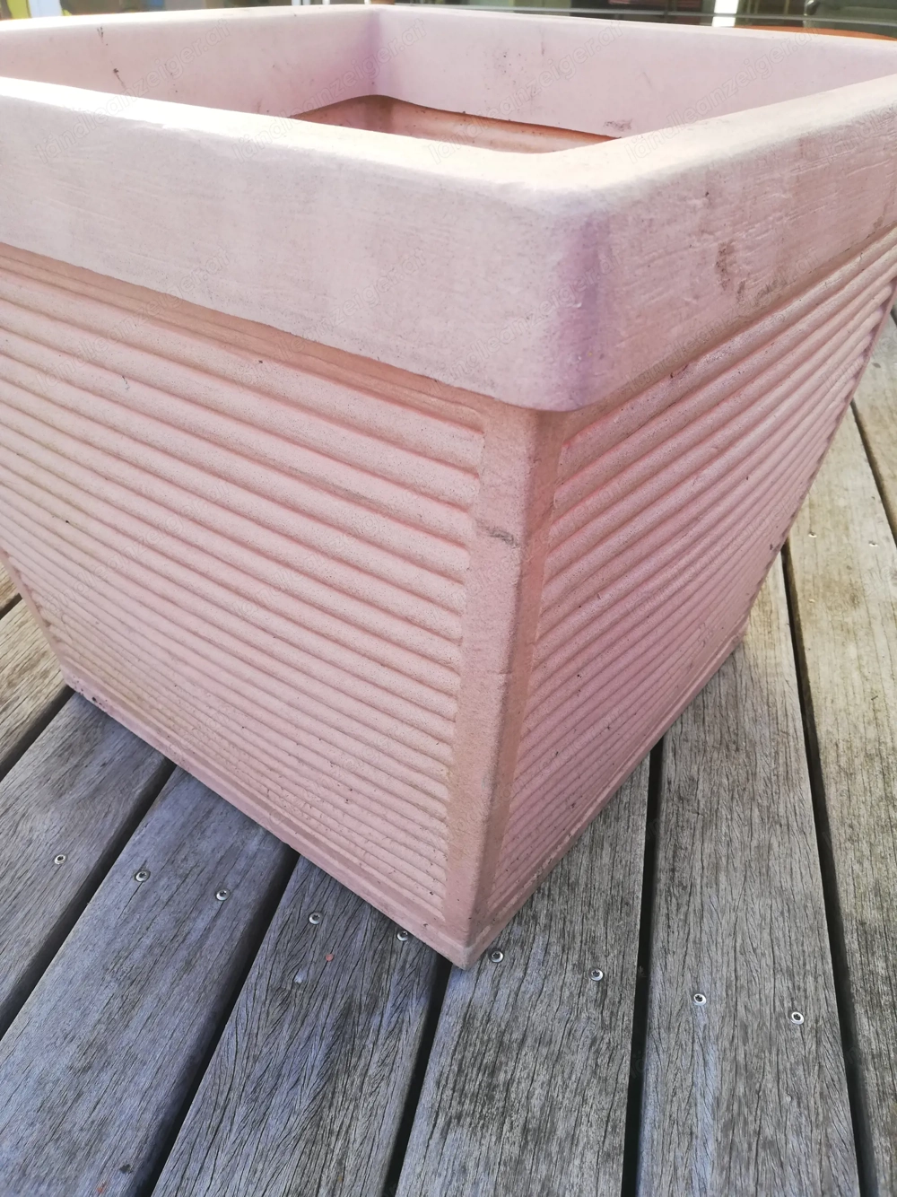 Großer Pflanztopf Kunststoff 