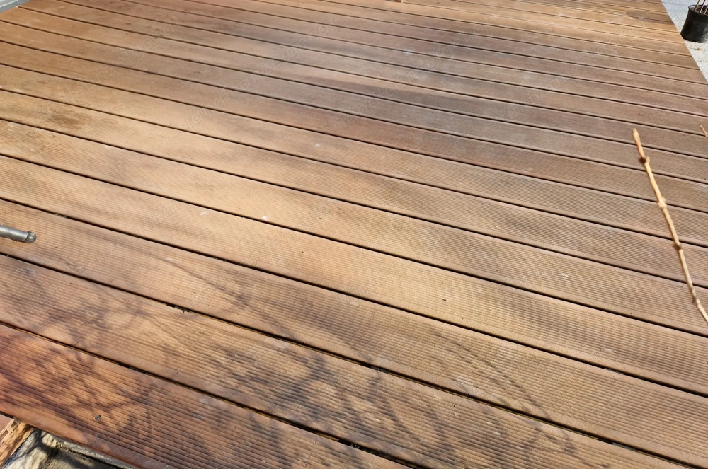 WPC Terrassendielen in braun