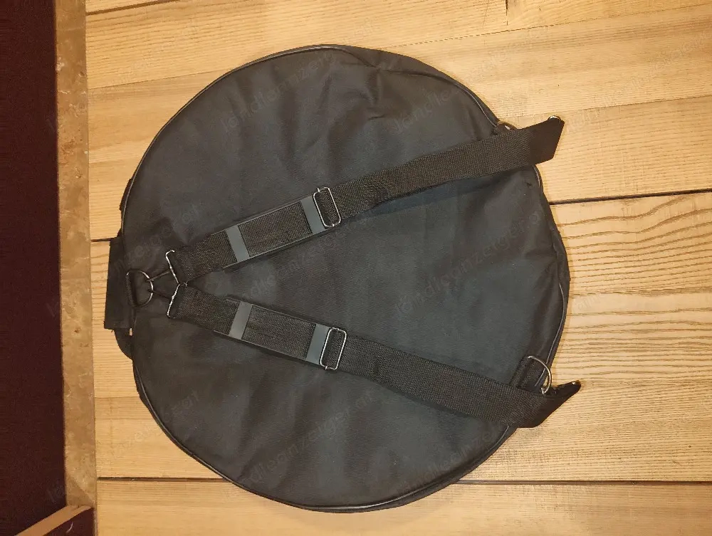 Snare Drum mit Ständer und Tasche 