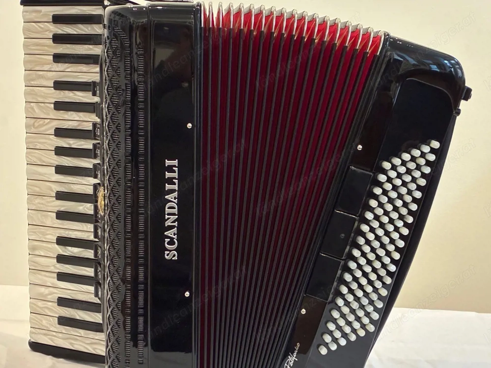 Scandalli Polifonico IX Akkordeon 