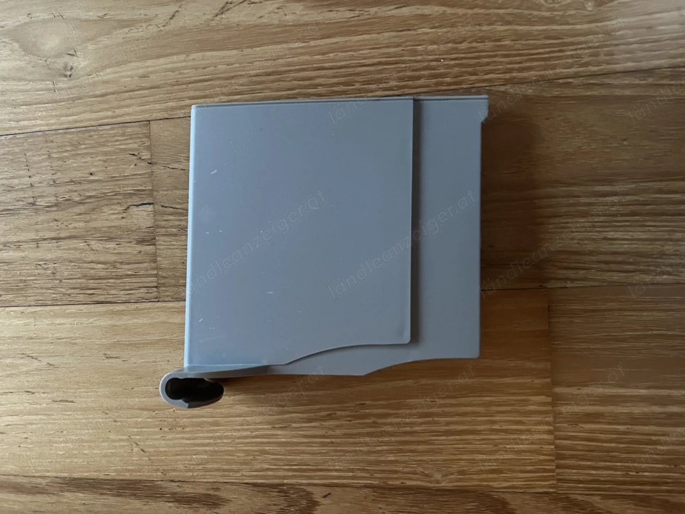 Trennelemente Badezimmermobiliar "Keuco"