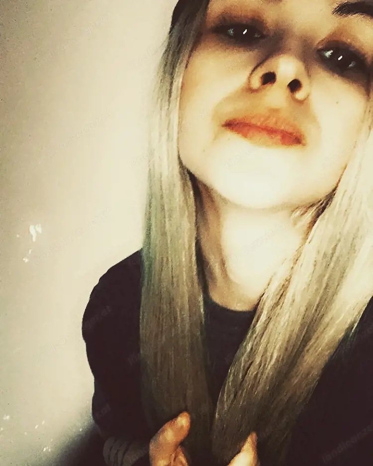 Heiße Bilder u. Videos + Orgasmus